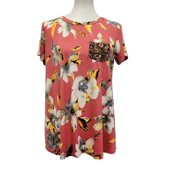 Heimish U.S.A Tops - Heimish USA Womens Medium Floral Crew Neck Tee w Sequined Pocket
